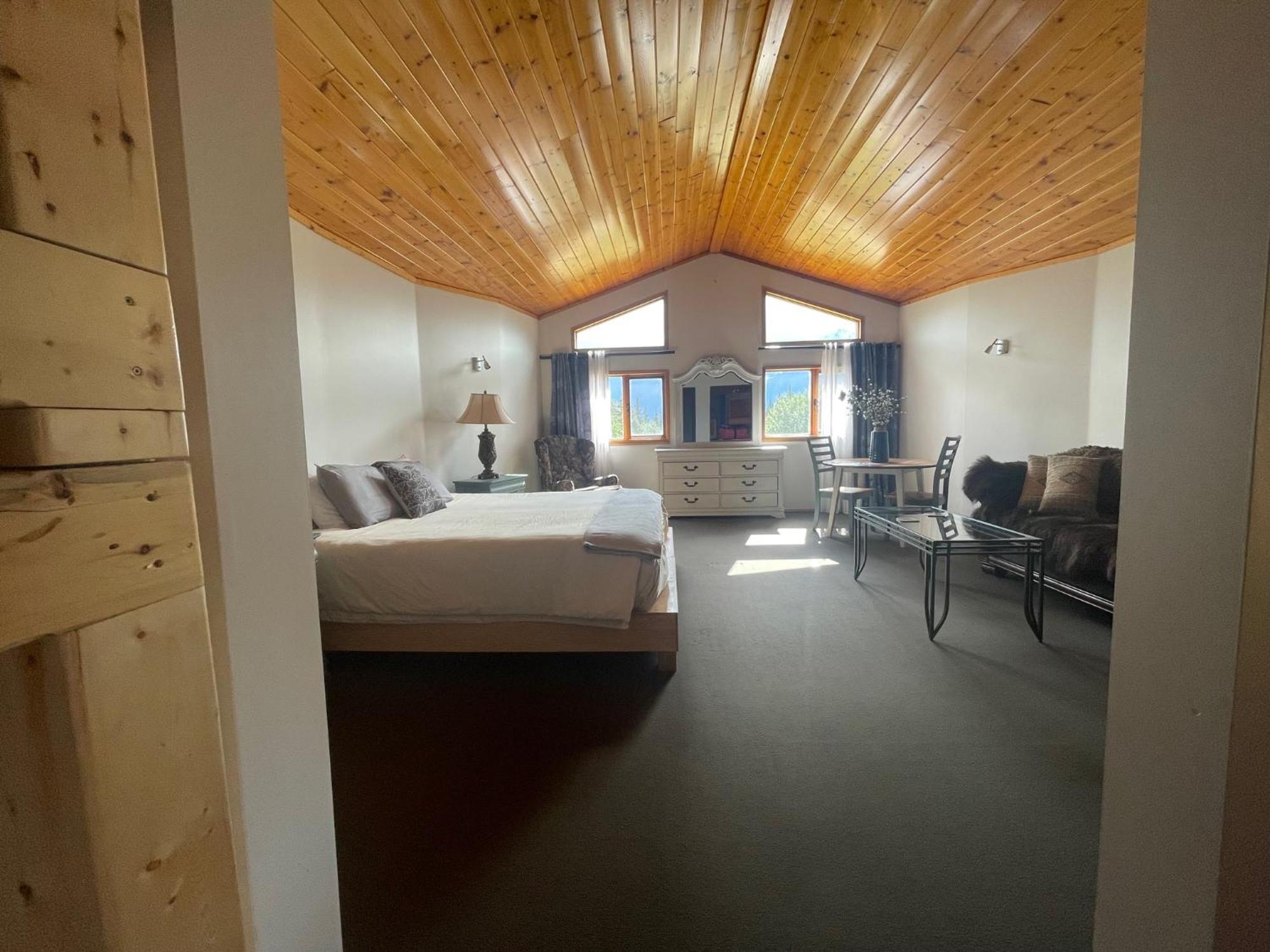 Mount Logan Ecolodge & Retreat Center هاينز جانكشن المظهر الخارجي الصورة