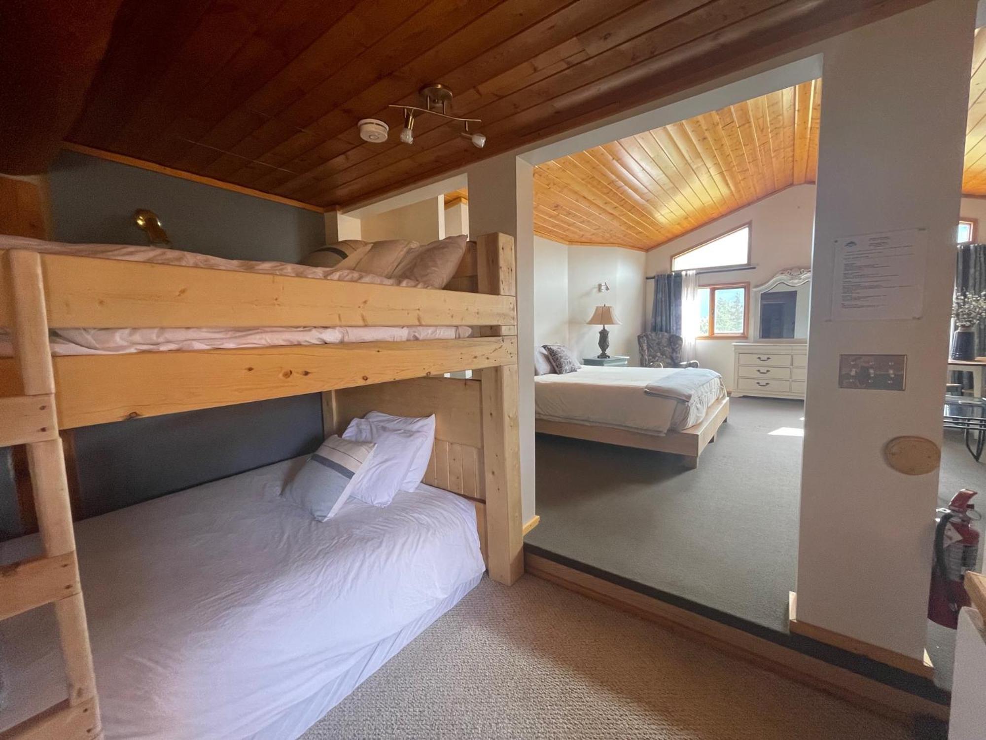 Mount Logan Ecolodge & Retreat Center هاينز جانكشن المظهر الخارجي الصورة